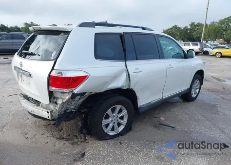 2011 Toyota Highlander z USA, uszkodzony, nr VIN 5TDZA3EHXBS007865